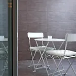 B&bari, Via Cairoli - Le Di Aurelia 3*