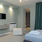 B&bari, Via Cairoli - Le Di Aurelia Bed and Breakfast 3*