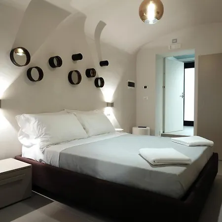 B&bari, Via Cairoli - Le Di Aurelia