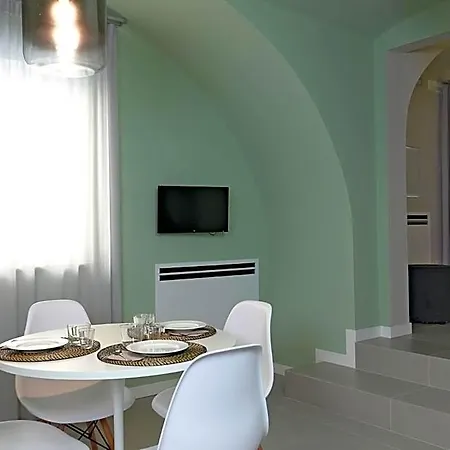 Bed & Breakfast B&bari, Via Cairoli - Le Di Aurelia Bari