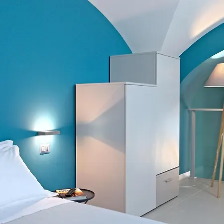 Bed & Breakfast B&bari, Via Cairoli - Le Di Aurelia 3*