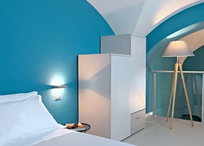 Nocleg ze śniadaniem B&bari, Via Cairoli - Le Di Aurelia 4*